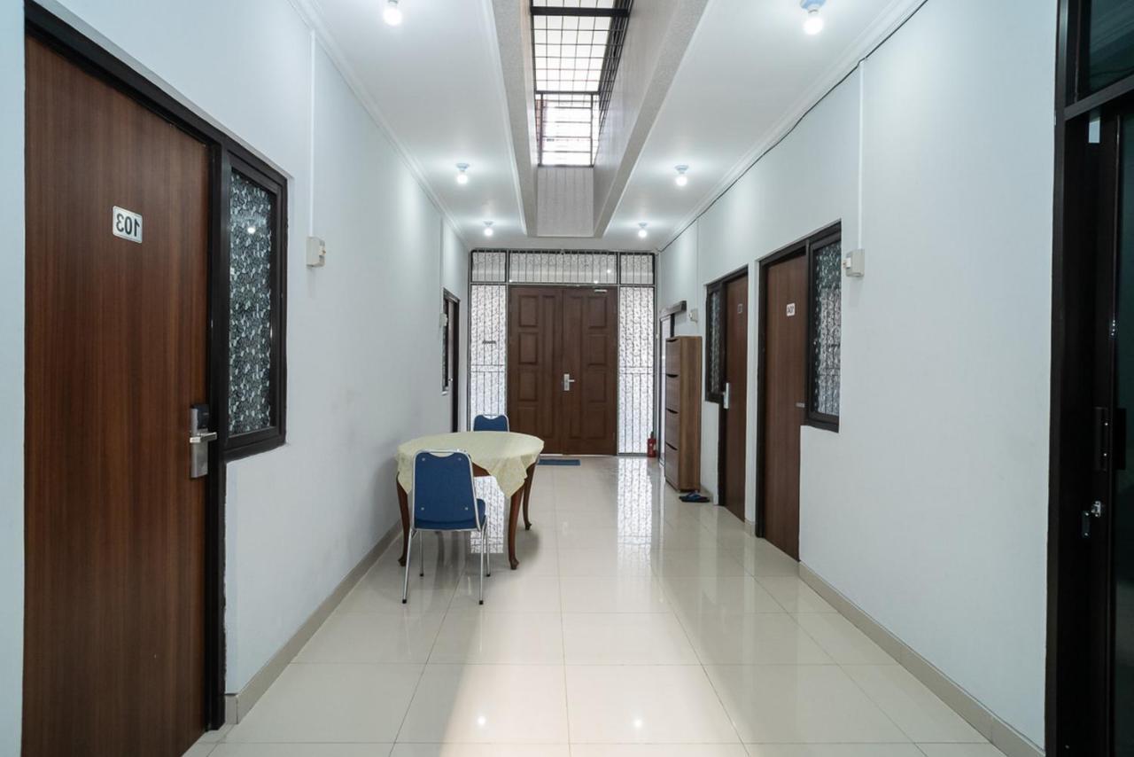 Koolkost Near Pasar Baru Otel Cakarta Dış mekan fotoğraf
